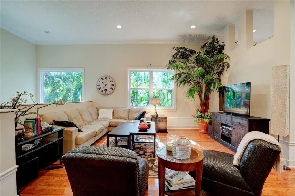 6244 GRAYCLIFF DRIVE #C Boca Raton, FL 33496