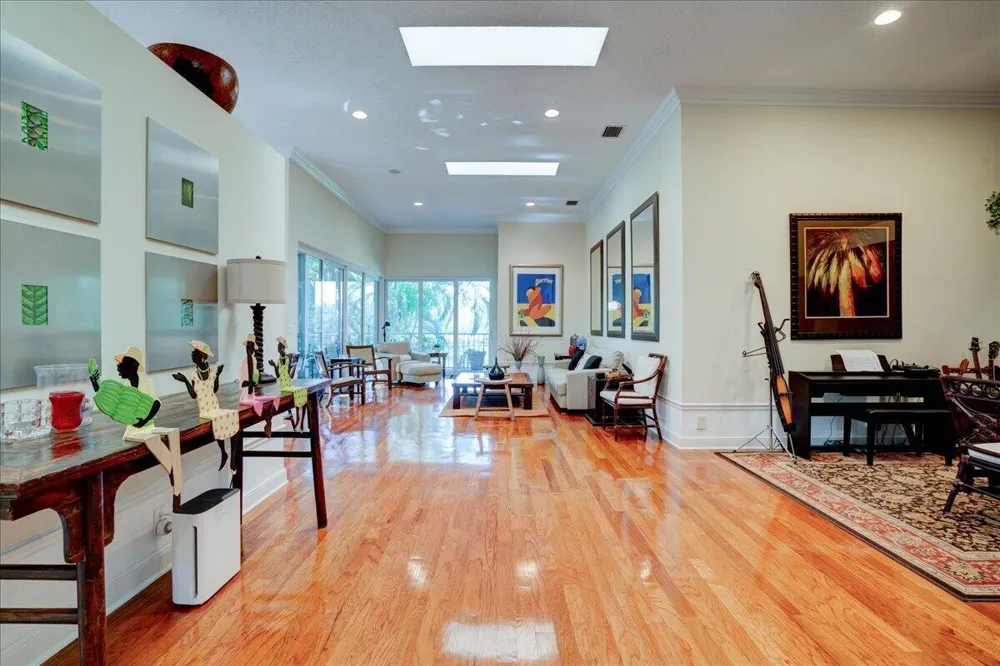 6244 GRAYCLIFF DRIVE #C Boca Raton, FL 33496