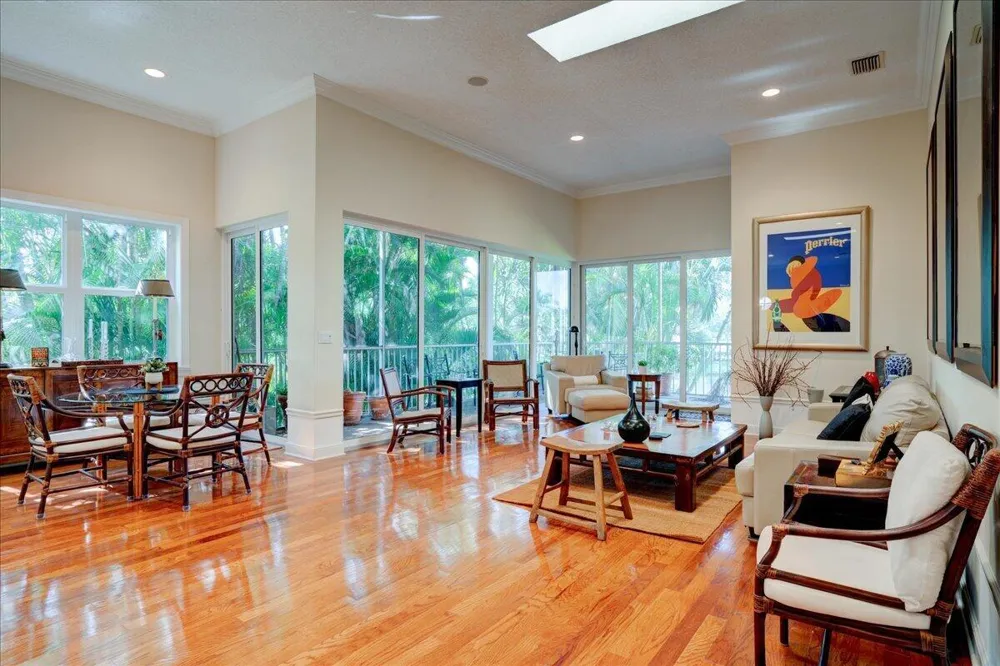6244 GRAYCLIFF DRIVE #C Boca Raton, FL 33496