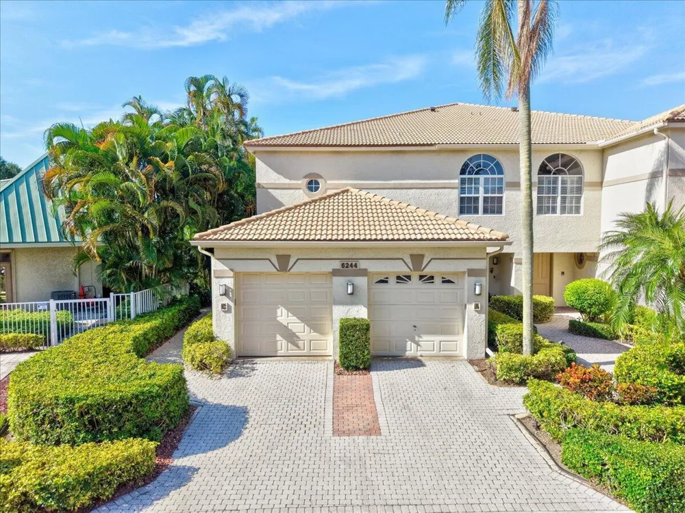 6244 GRAYCLIFF DRIVE #C Boca Raton, FL 33496