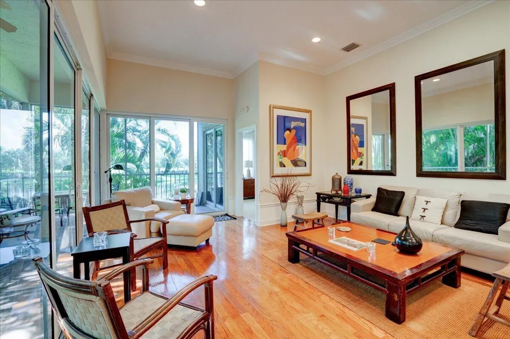 6244 GRAYCLIFF DRIVE #C Boca Raton, FL 33496