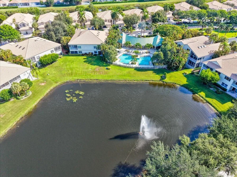 6244 GRAYCLIFF DRIVE #C Boca Raton, FL 33496