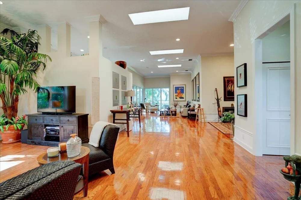 6244 GRAYCLIFF DRIVE #C Boca Raton, FL 33496
