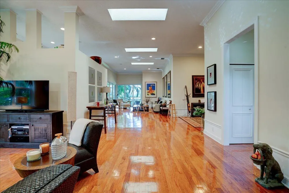 6244 GRAYCLIFF DRIVE #C Boca Raton, FL 33496