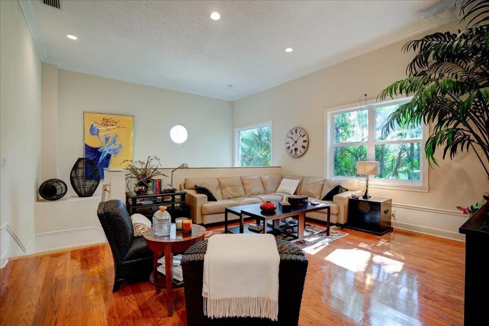 6244 GRAYCLIFF DRIVE #C Boca Raton, FL 33496