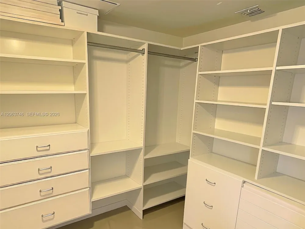1830 S Ocean Dr #3011 Hallandale Beach, FL 33009