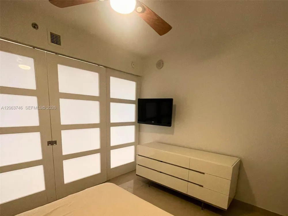 1830 S Ocean Dr #3011 Hallandale Beach, FL 33009