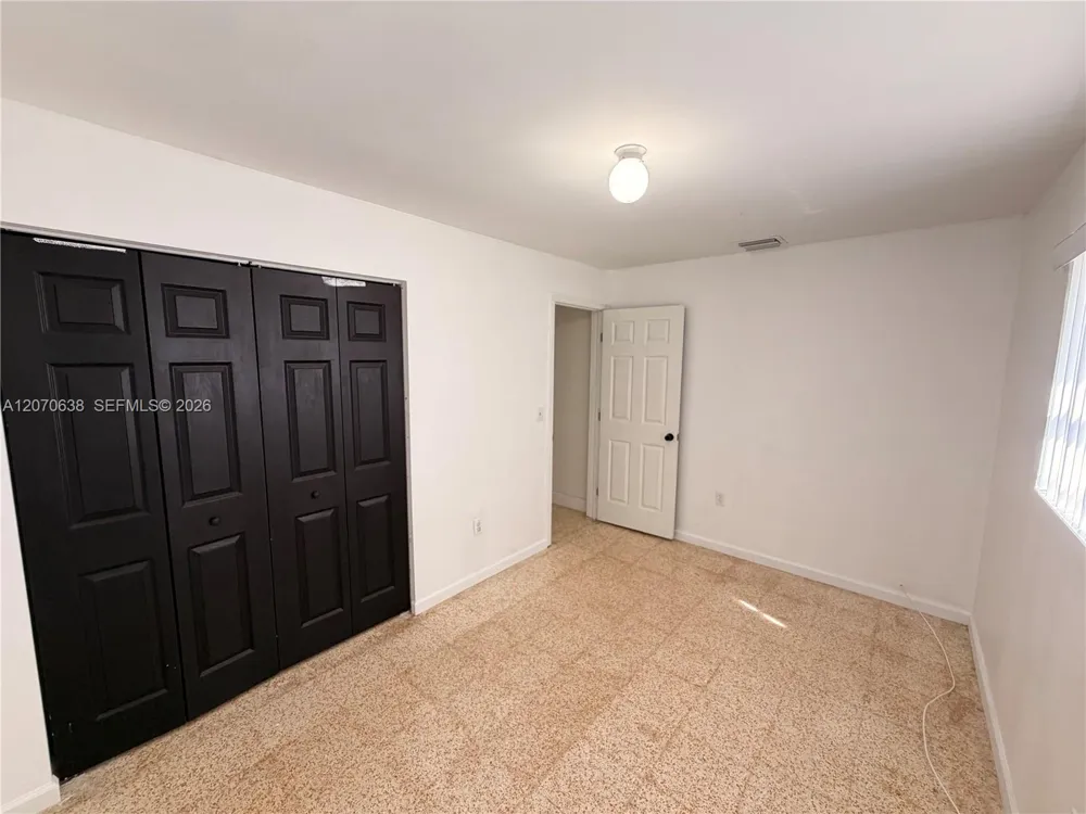 18711 NW 24th Ave Miami Gardens, FL 33056