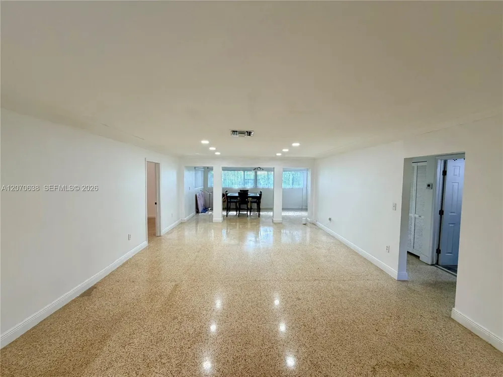 18711 NW 24th Ave Miami Gardens, FL 33056
