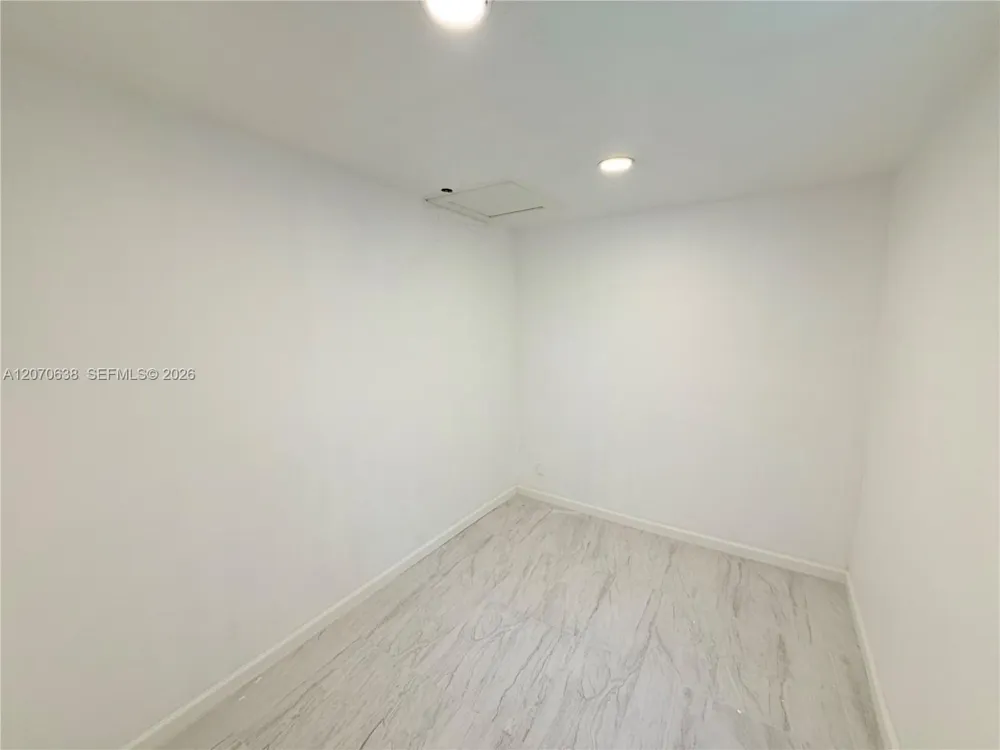 18711 NW 24th Ave Miami Gardens, FL 33056