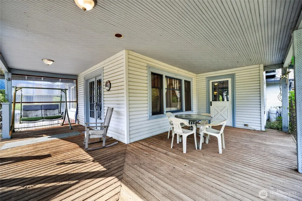 600 Main Avenue Morton, WA 98356