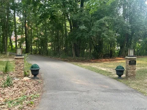 1510 Milford Hills Drive