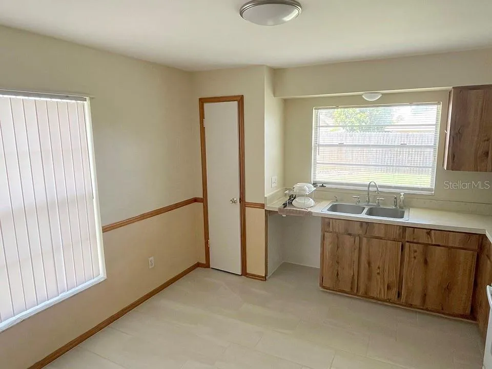 2127 SPICE AVENUE Orlando, FL 32837