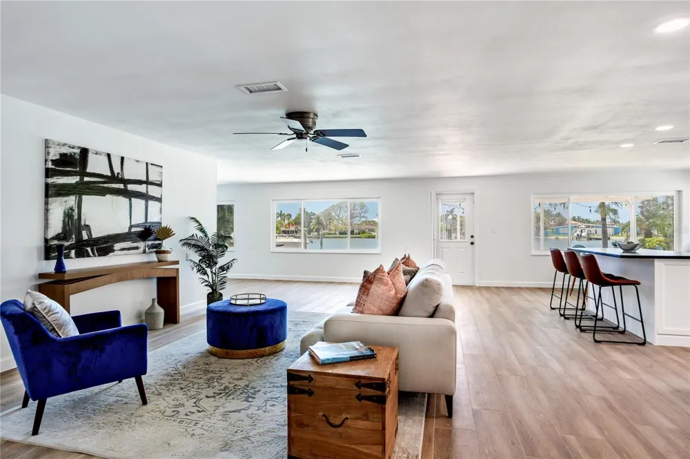 16458 REDINGTON DRIVE Redington Beach, FL 33708