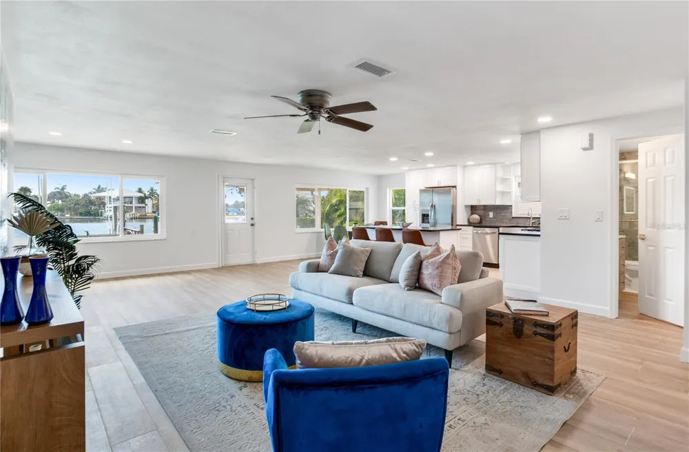 16458 REDINGTON DRIVE Redington Beach, FL 33708