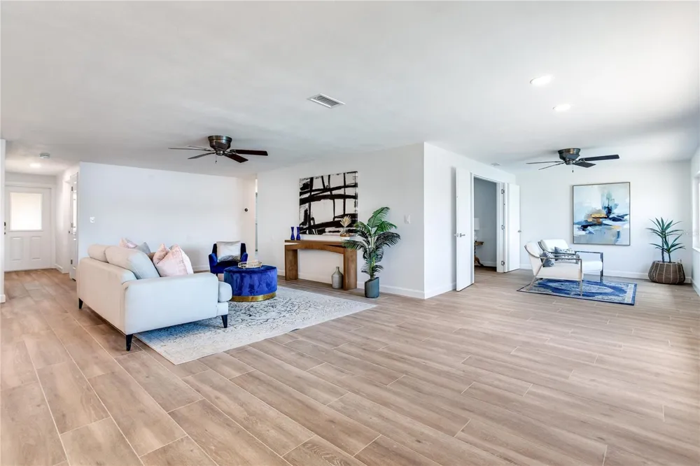 16458 REDINGTON DRIVE Redington Beach, FL 33708