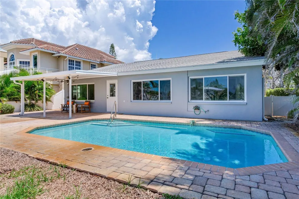 16458 REDINGTON DRIVE Redington Beach, FL 33708