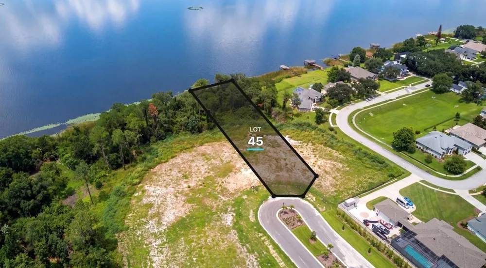 552 WALKER STREET Oakland, FL 34787