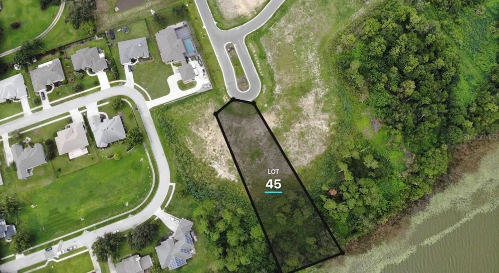552 WALKER STREET Oakland, FL 34787