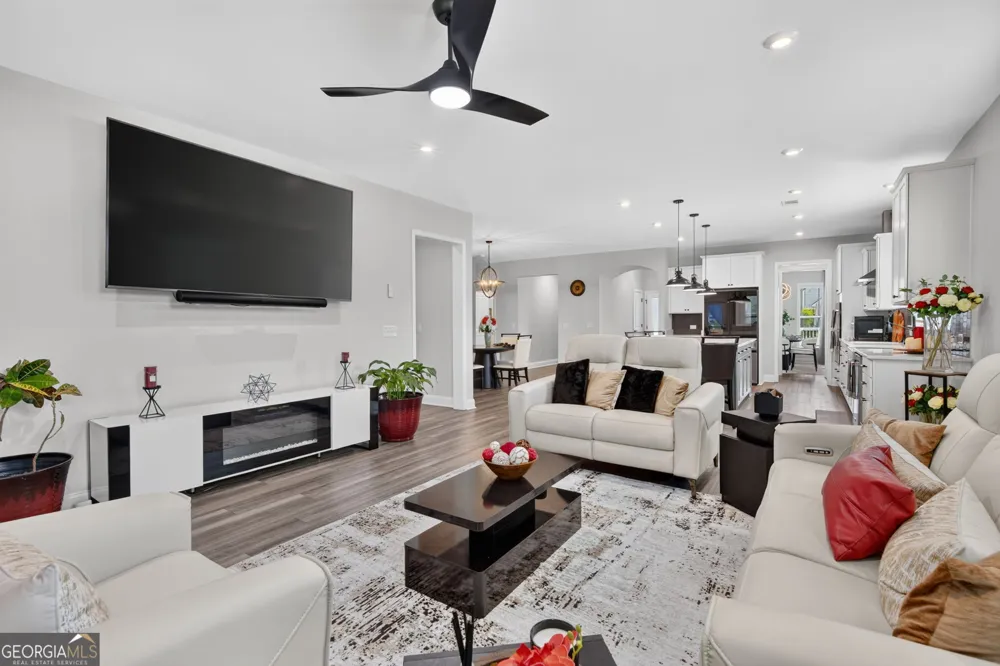 257 Heron Creek DR Richmond Hill, GA 31324