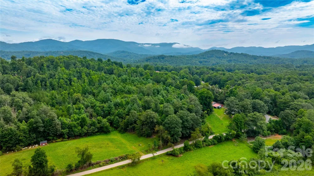 99999 Bob Barnwell Road Fletcher, NC 28732