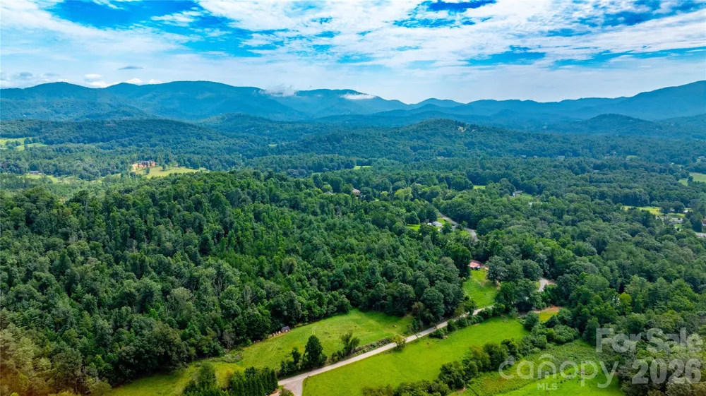 99999 Bob Barnwell Road Fletcher, NC 28732