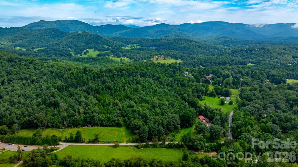 99999 Bob Barnwell Road Fletcher, NC 28732