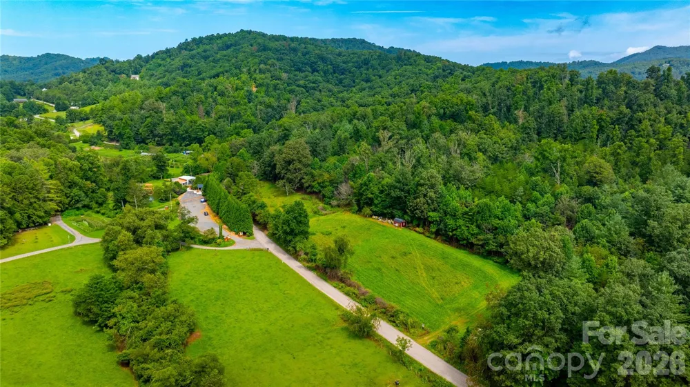 99999 Bob Barnwell Road Fletcher, NC 28732