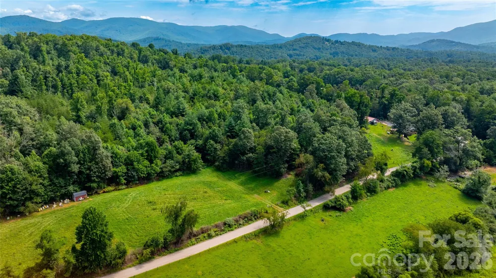 99999 Bob Barnwell Road Fletcher, NC 28732