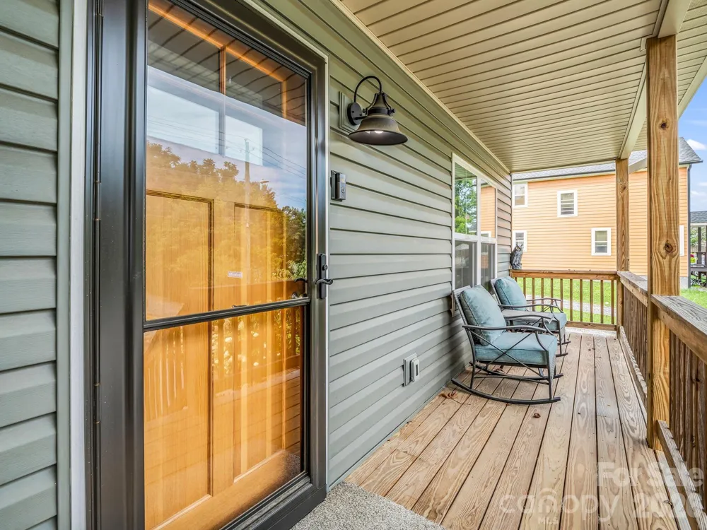 27 Busbee View Road Asheville, NC 28803