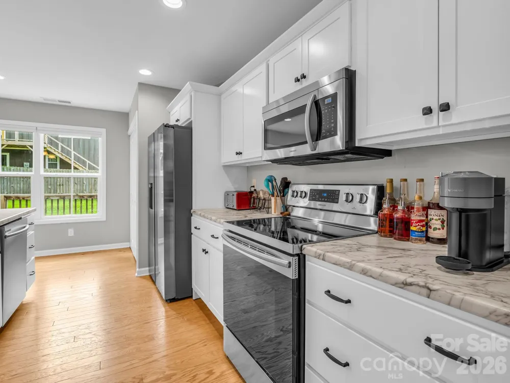 27 Busbee View Road Asheville, NC 28803