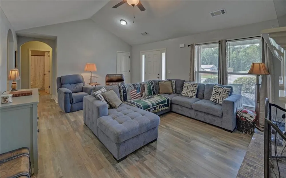 177 Brookside Drive Lula, GA 30554