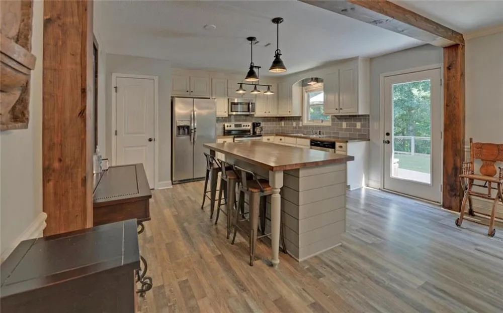 177 Brookside Drive Lula, GA 30554