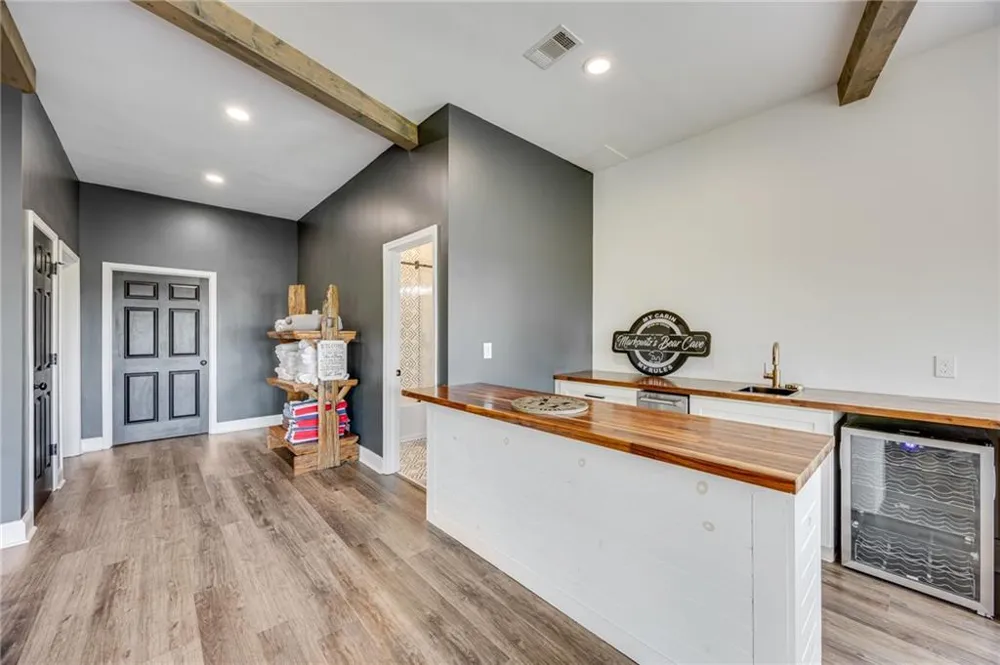 385 Pirkle Leake Road Dawsonville, GA 30534
