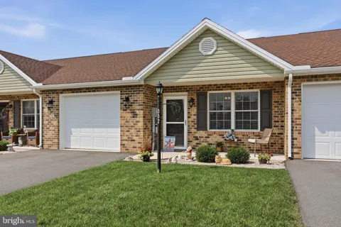 332 FRANKLIN WAY