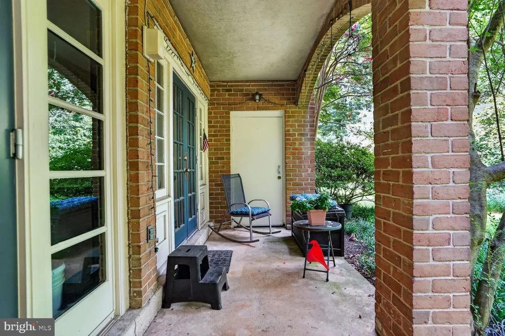 5905 BAYSHIRE ROAD #K Springfield, VA 22152
