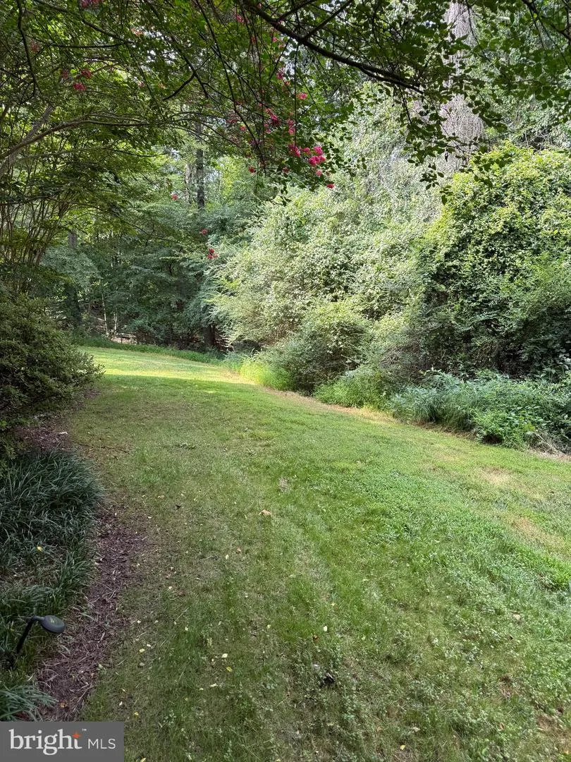 5905 BAYSHIRE ROAD #K Springfield, VA 22152