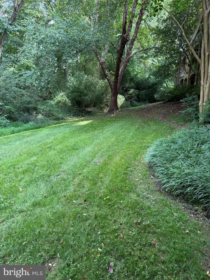5905 BAYSHIRE ROAD #K Springfield, VA 22152