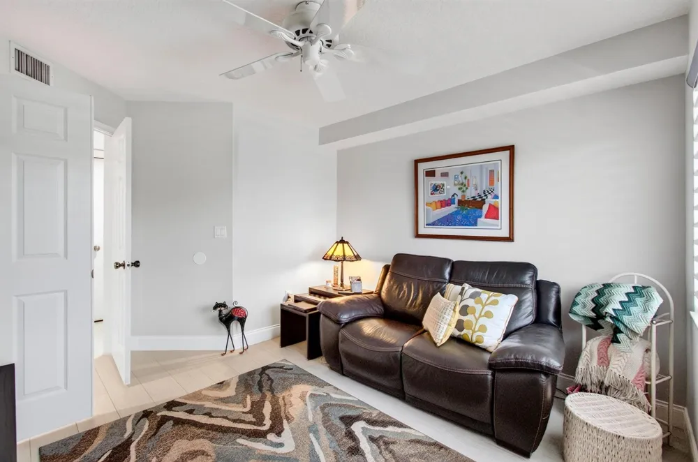 5746 CRYSTAL SHORES DRIVE #303 Boynton Beach, FL 33437