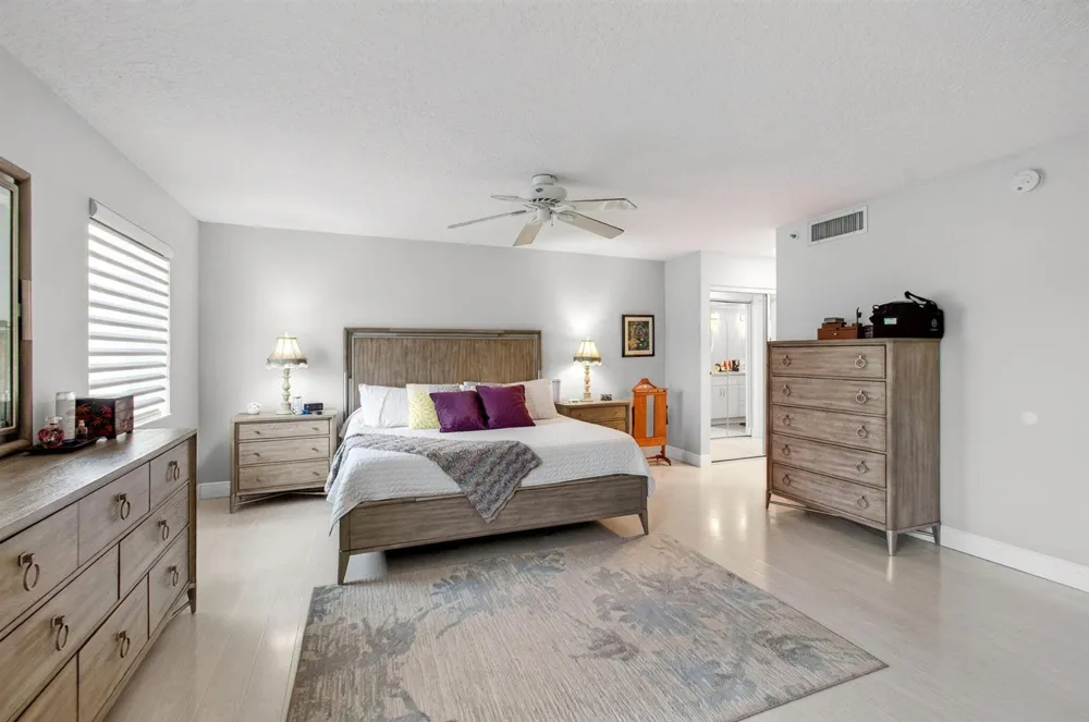 5746 CRYSTAL SHORES DRIVE #303 Boynton Beach, FL 33437