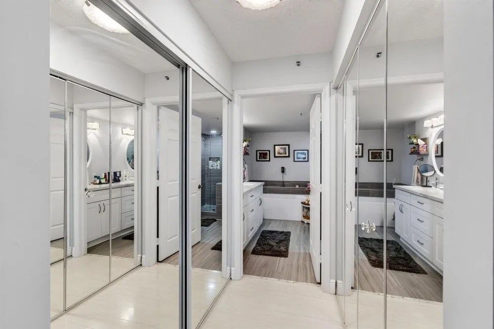 5746 CRYSTAL SHORES DRIVE #303 Boynton Beach, FL 33437