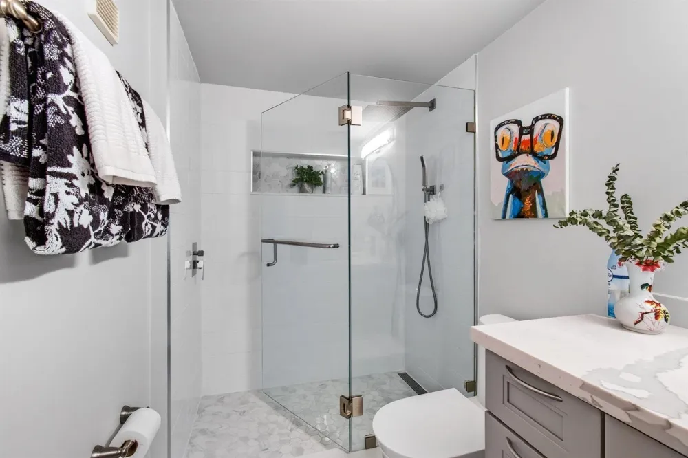5746 CRYSTAL SHORES DRIVE #303 Boynton Beach, FL 33437