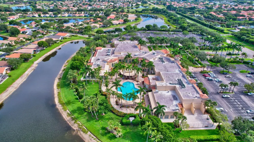 5746 CRYSTAL SHORES DRIVE #303 Boynton Beach, FL 33437