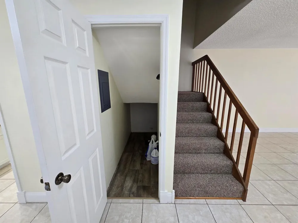 3232 MERIDIAN WAY #B Palm Beach Gardens, FL 33410
