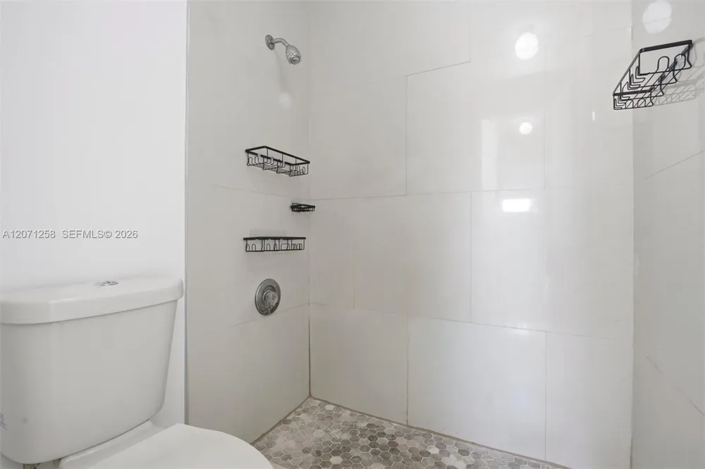 810 SW 129th Pl #209 Miami, FL 33184