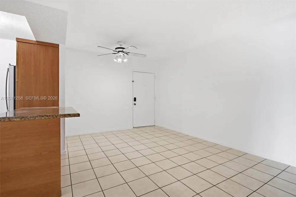 810 SW 129th Pl #209 Miami, FL 33184