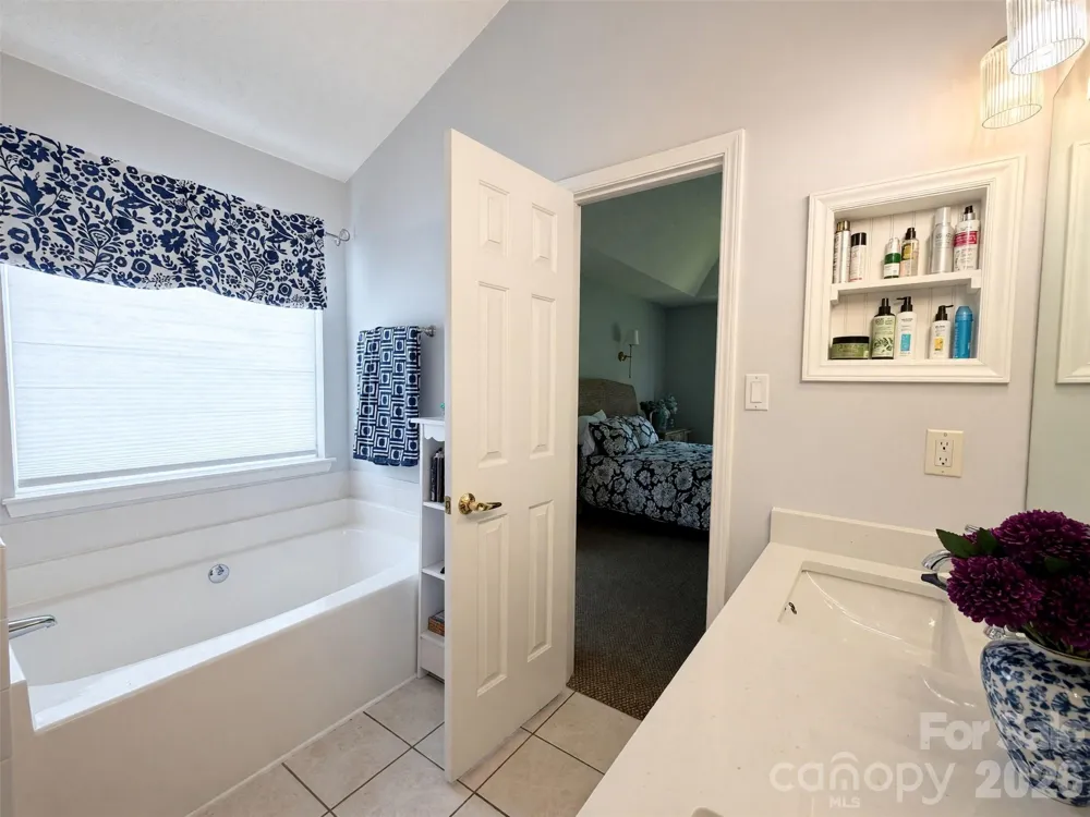 4956 Bentridge Drive NW Concord, NC 28027