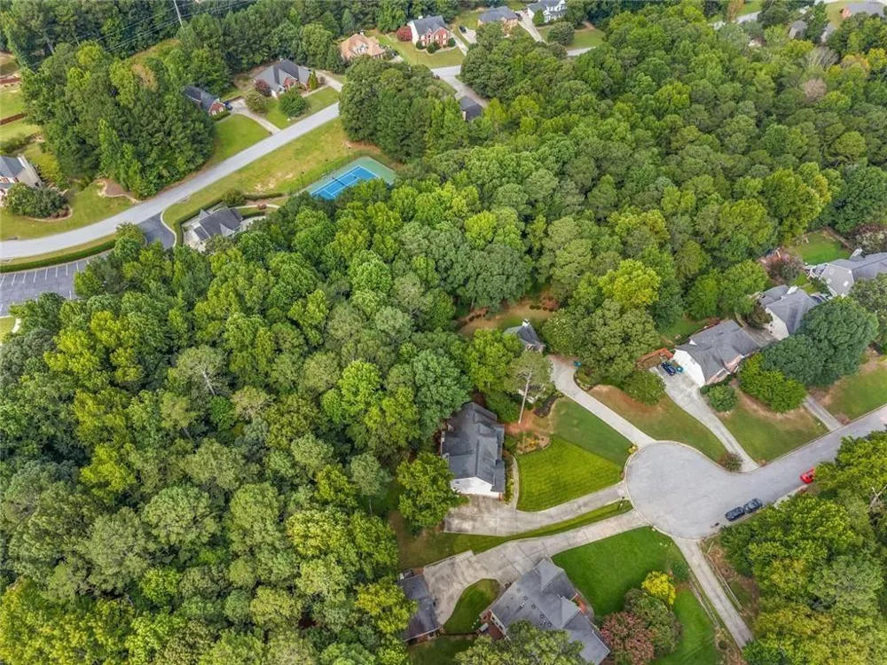 395 Amberbrook Circle Grayson, GA 30017