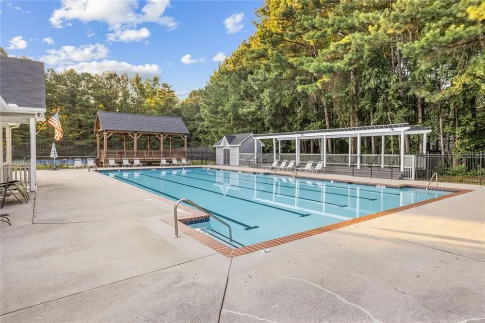 395 Amberbrook Circle Grayson, GA 30017