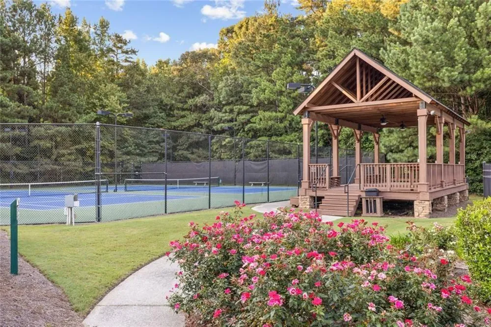 395 Amberbrook Circle Grayson, GA 30017